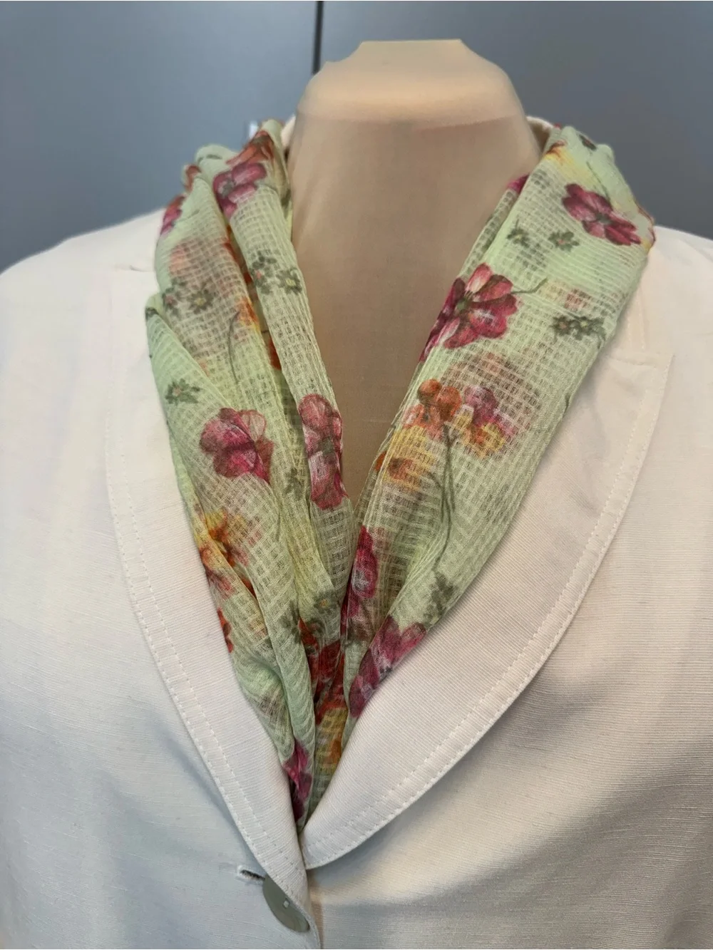 Light Green Floral Scarf - Women's Lightweight Spring Accessory